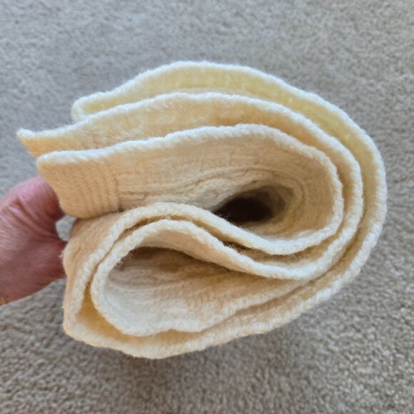 Ox Mountain Wear Merino Wool Scarf Honeycomb Design - Picture 6 of 6